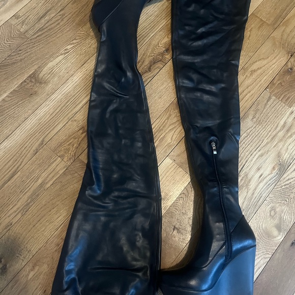 Azalea wang none of your business wedge boot - Picture 2 of 4